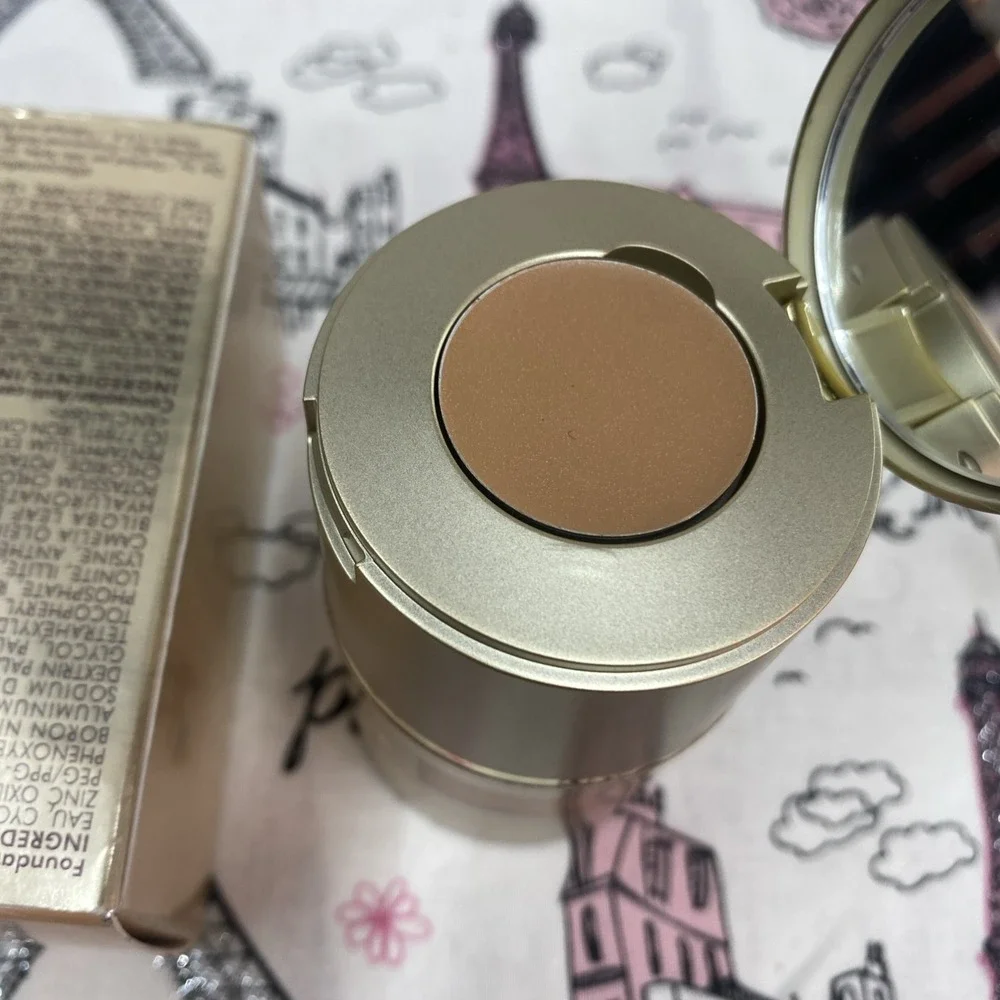 Stila Stay All Day Foundation and Concealer ALMOND  11 Brand New